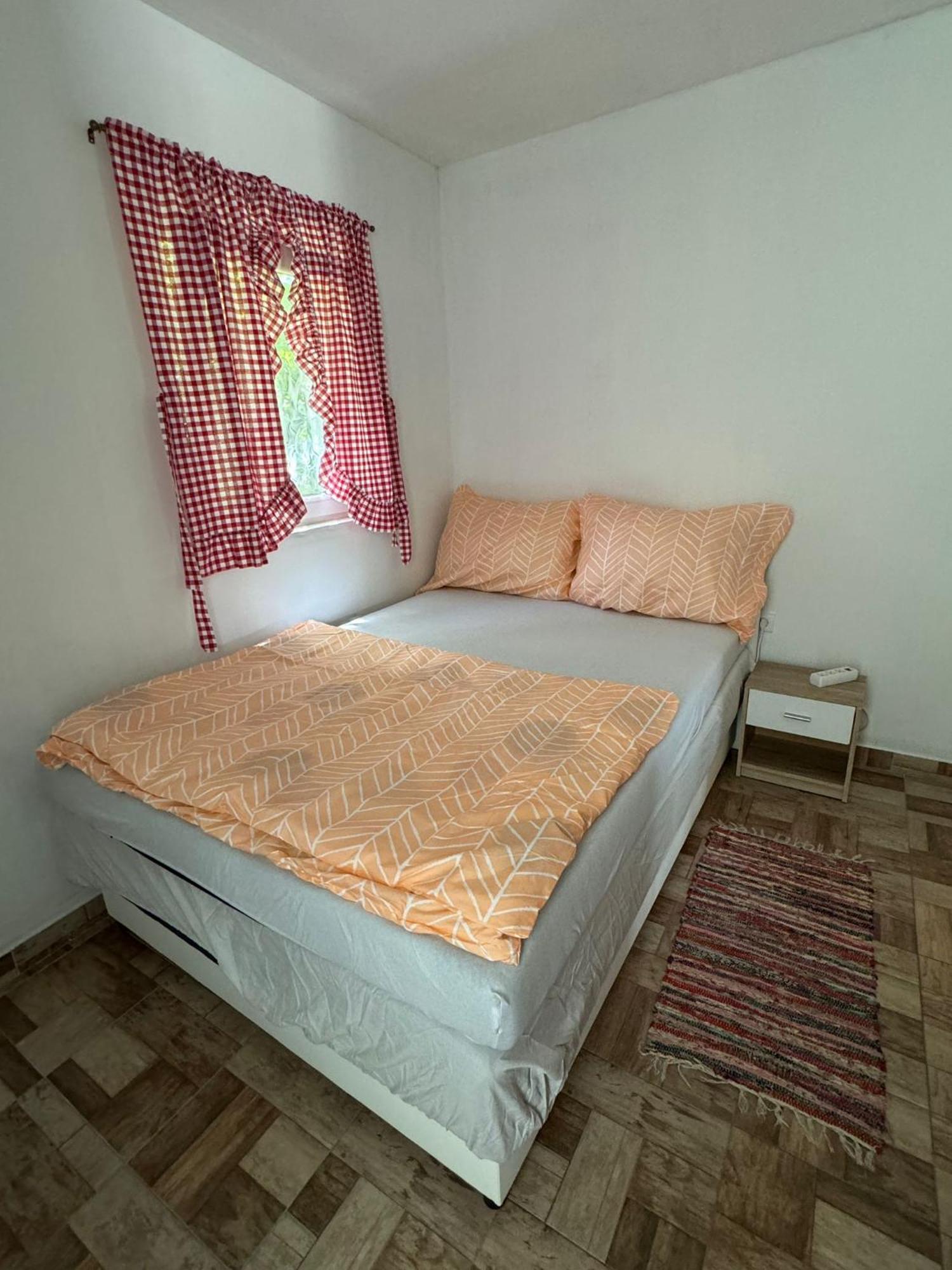 Studio Apartments Mt ชัมรีกา ภายนอก รูปภาพ
